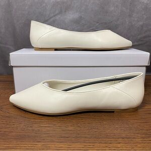 Tahari Cream Women's Pointed Toe Flats